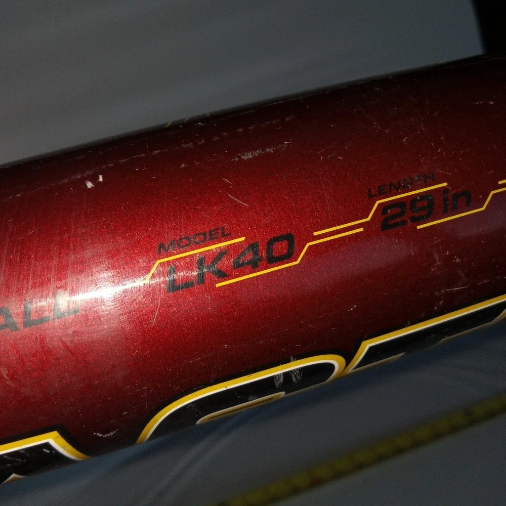 Easton Magnum LK40 29 in 22 oz -8 Youth Baseball Bat